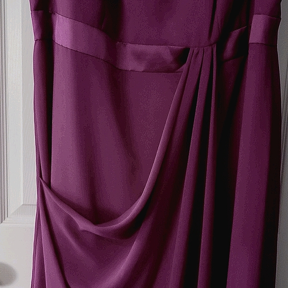 Plum colored Formal Gown - Picture 2 of 6